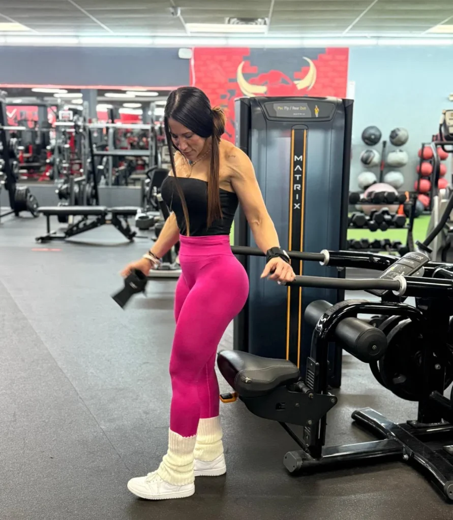Foto de perfil de Keylimar Arguello, entrenadora certificada ISSA y fundadora de Kei Fitness